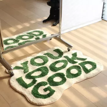 Green “You Look Good” Bath Mat: Preppy Non-Slip Rug